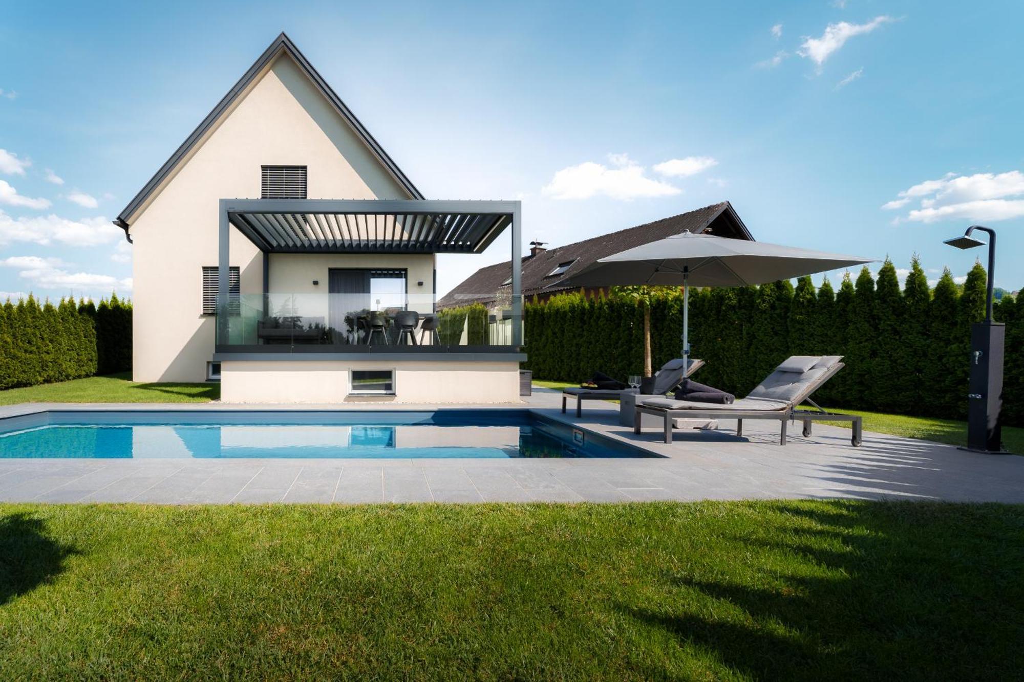 Platschberg Urban Hideaway - Stilvolles Ferienhaus Mit Pool An Der Weinstrasse Berghausen Quarto foto